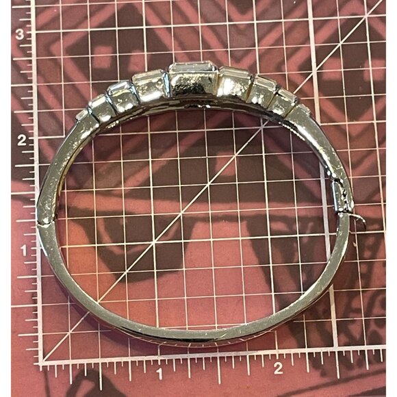 Gorgeous Signed Givenchy Rhinestone Hinged Cuff Bracelet - Picture 3 of 12